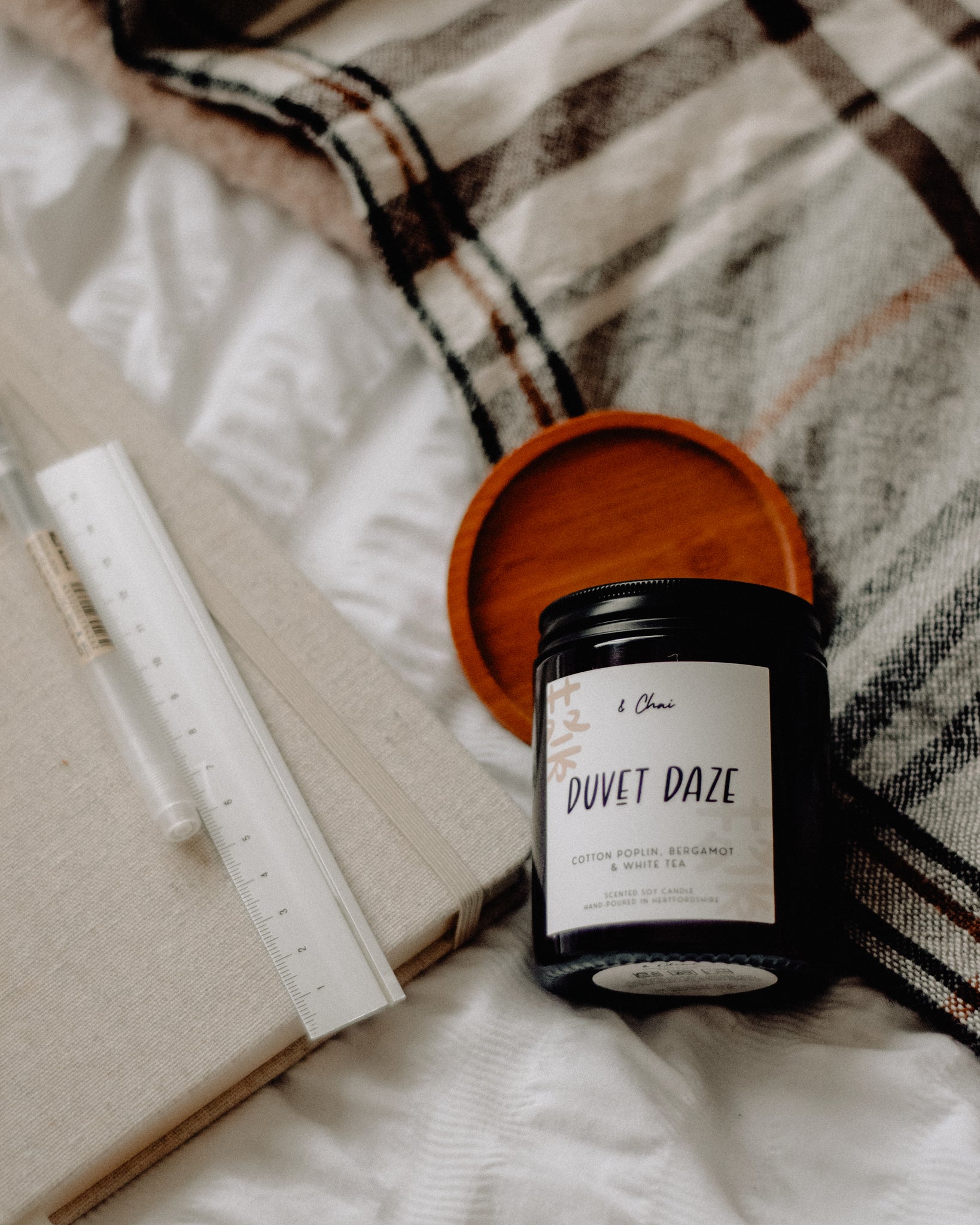 Duvet Daze Soy Candle | Fresh, Clean Laundry Scent